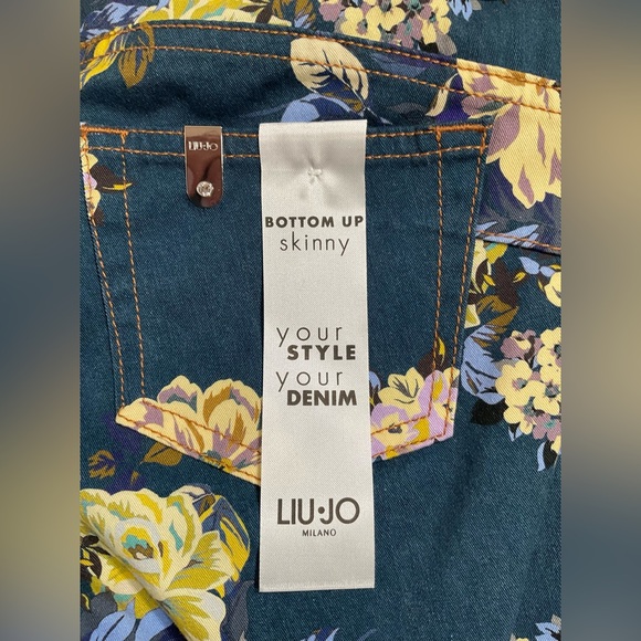 LIU.JO 🇮🇹 floral jeans - Picture 9 of 10